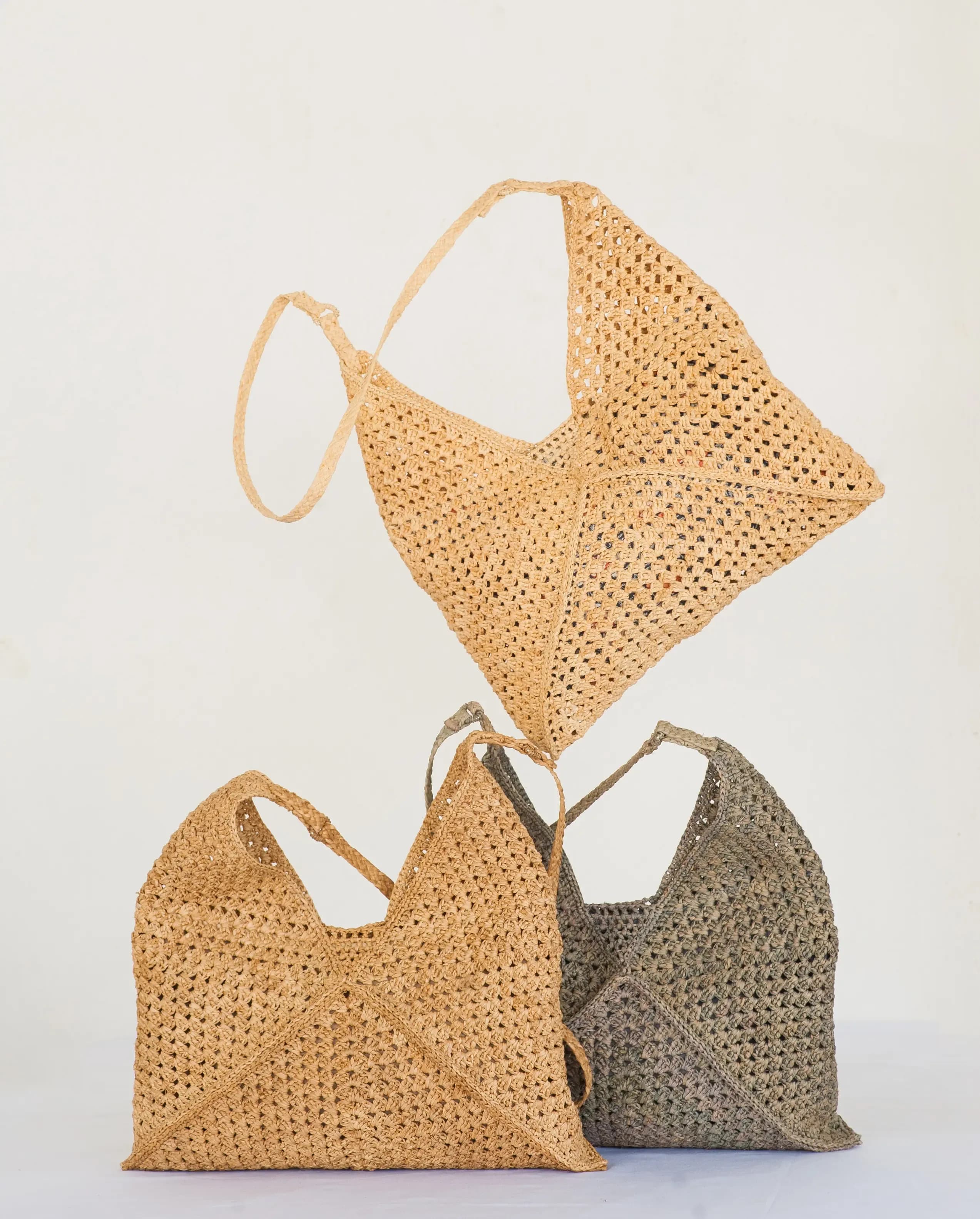 Maneva — Shoulder bag