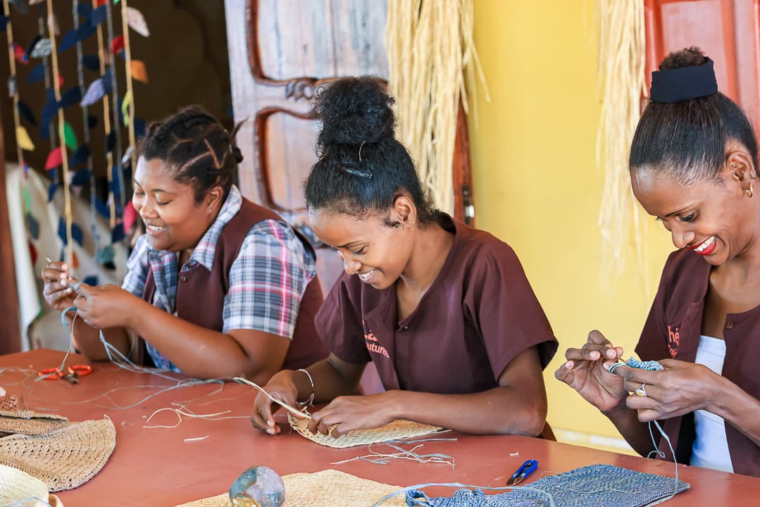 Atelier Soa Tigra — artisans au travail